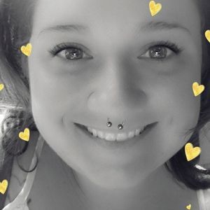 Meet your Posher, Cecelia